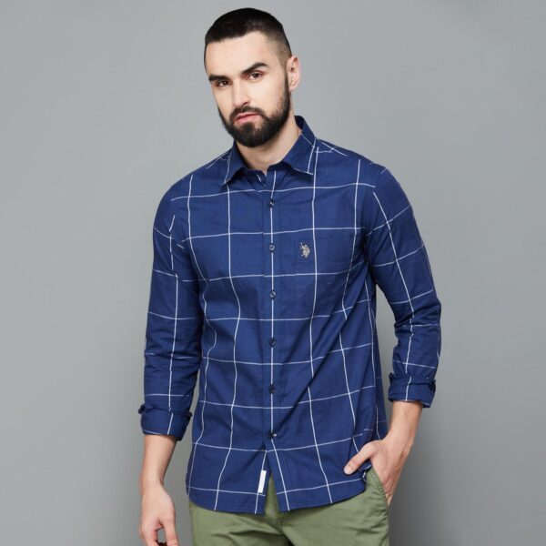 Men's Checked Regular Fit Casual Shirt Perfect for Everyday Style